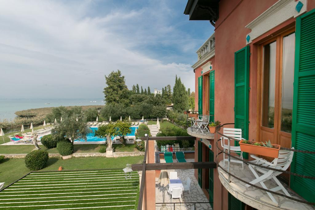 Villa Pioppi Hotel Sirmione Exterior photo